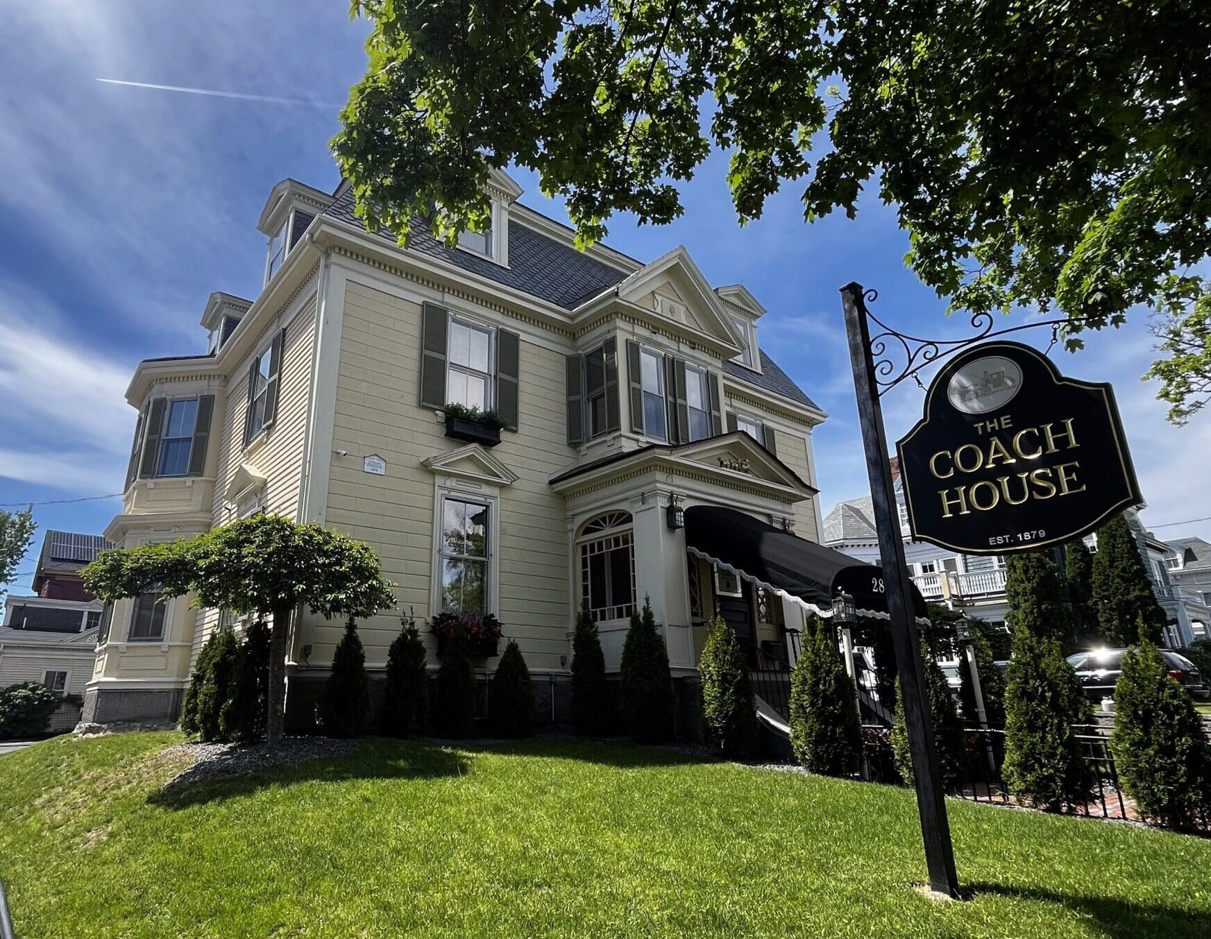 coach house 4