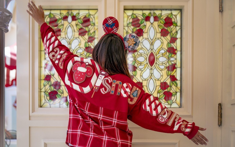 Disney Holiday Merchandise 2023 A First Look At The Disney Merch Coming For The Holidays In 2021