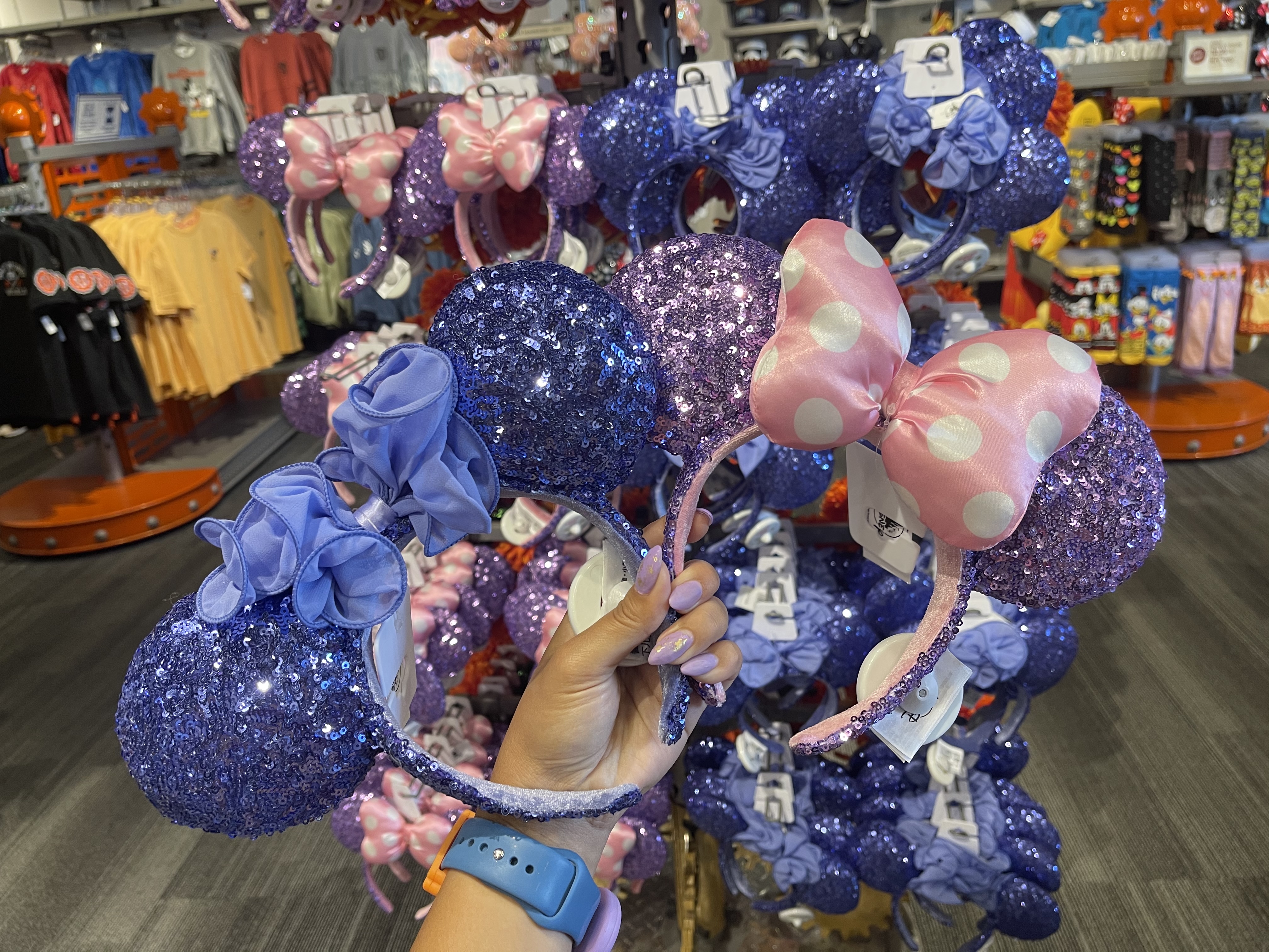 大きな割引 海外ディズニーカチューシャアジサイ 紫スパンコール