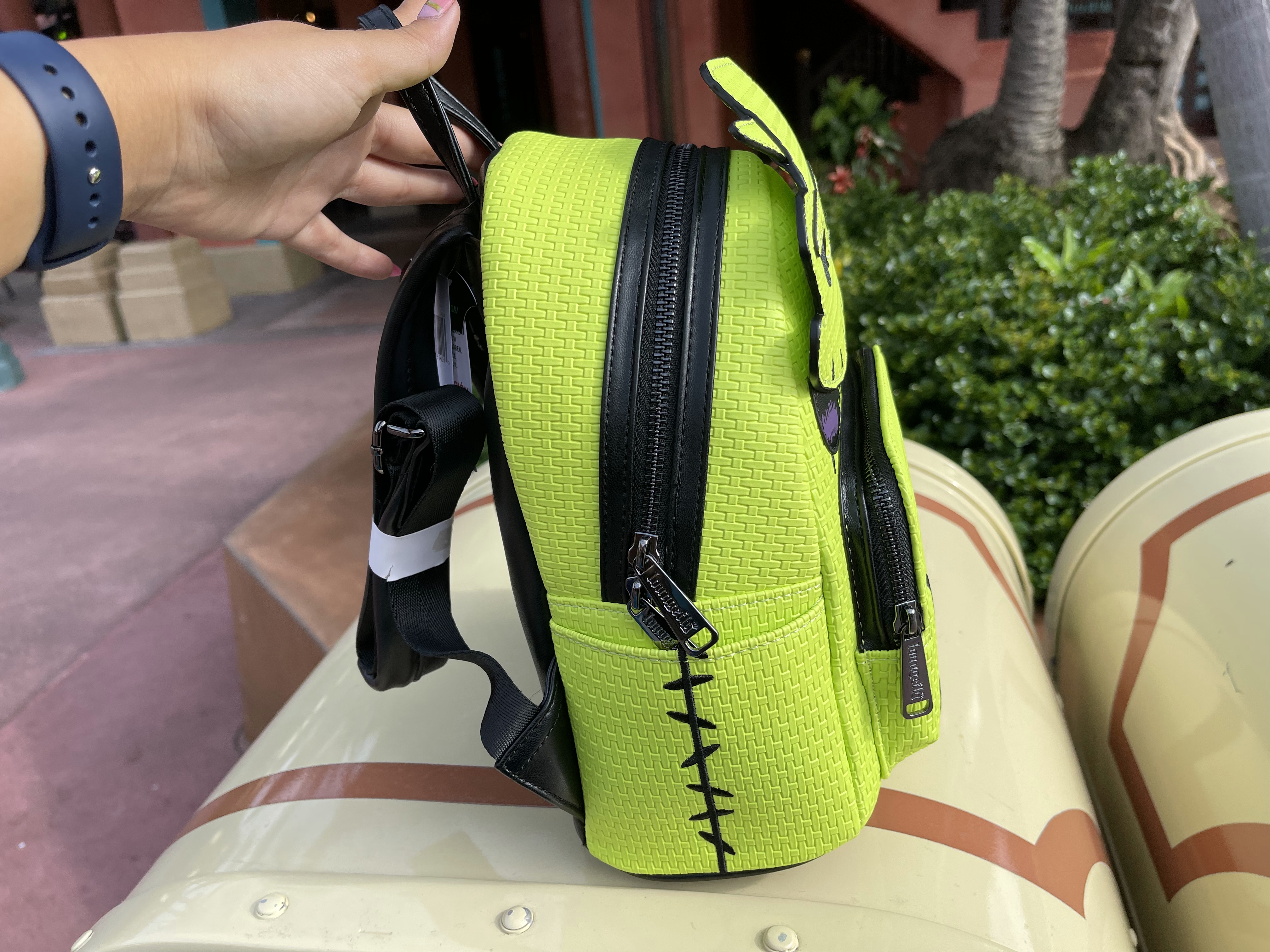 WDWグッズ】ラウンジフライ：ウギーブギーリュックサック発売