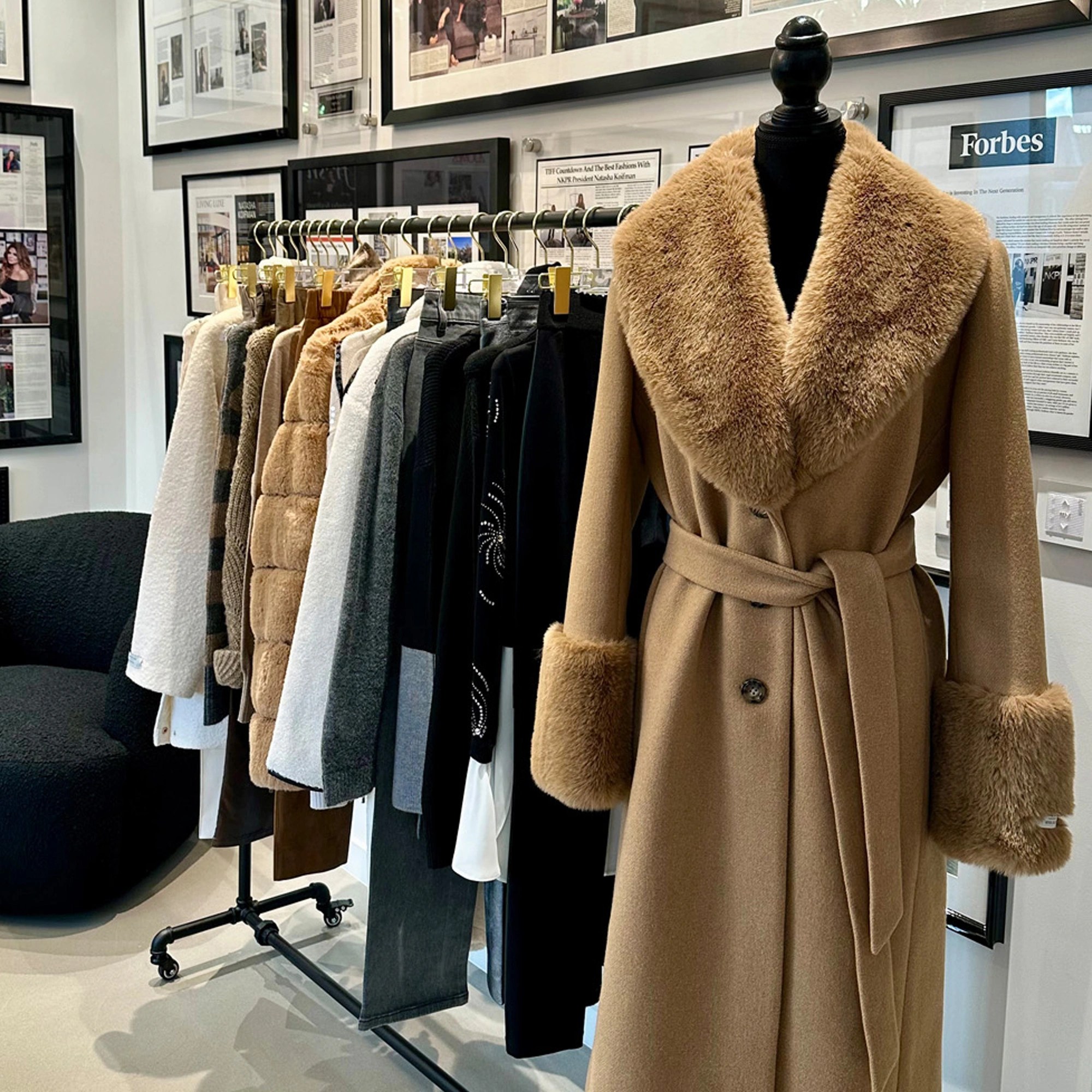 Visual Merch Training Square