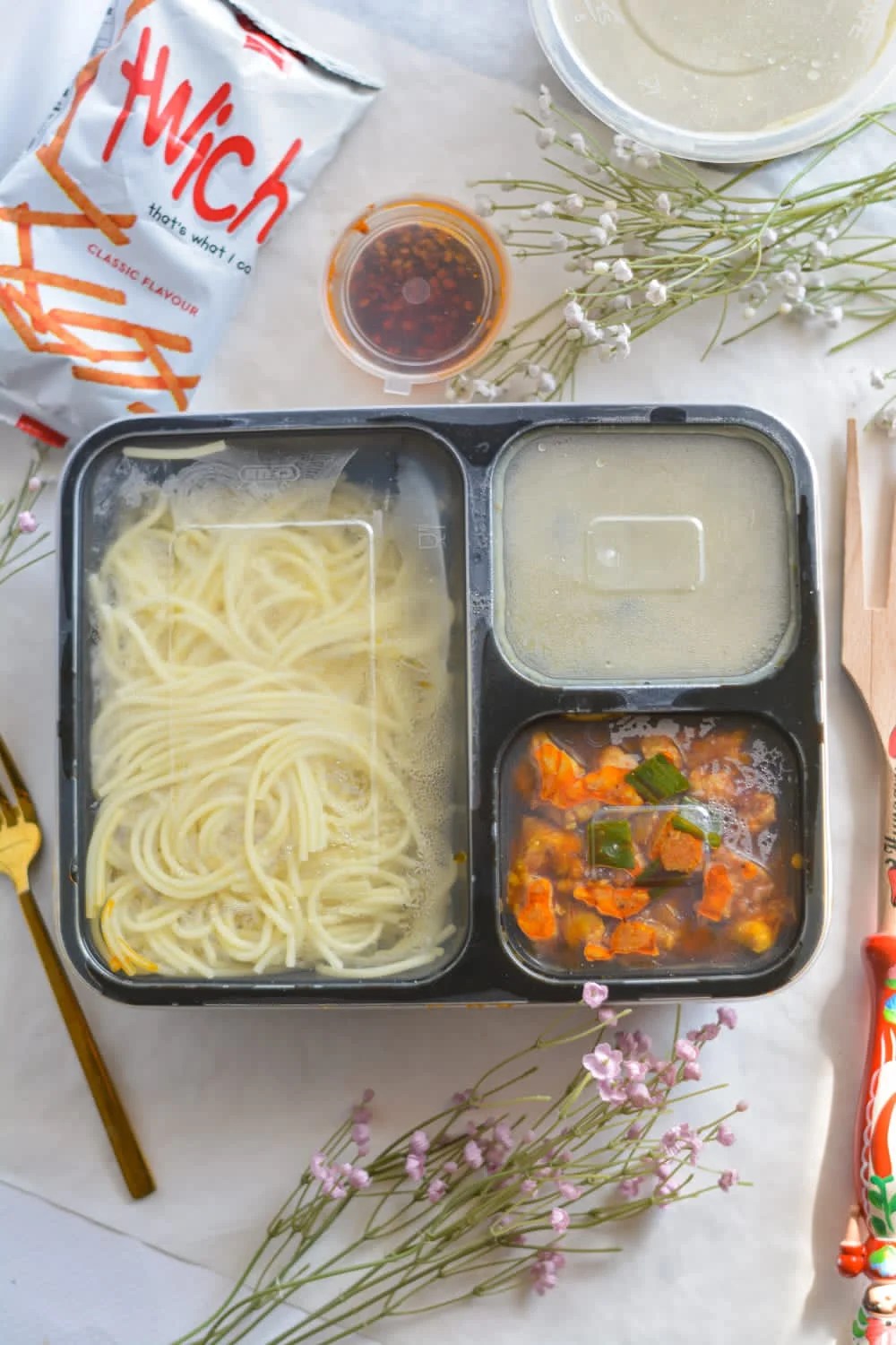 Plastic Container Black - 3 Portion Tray (Square)