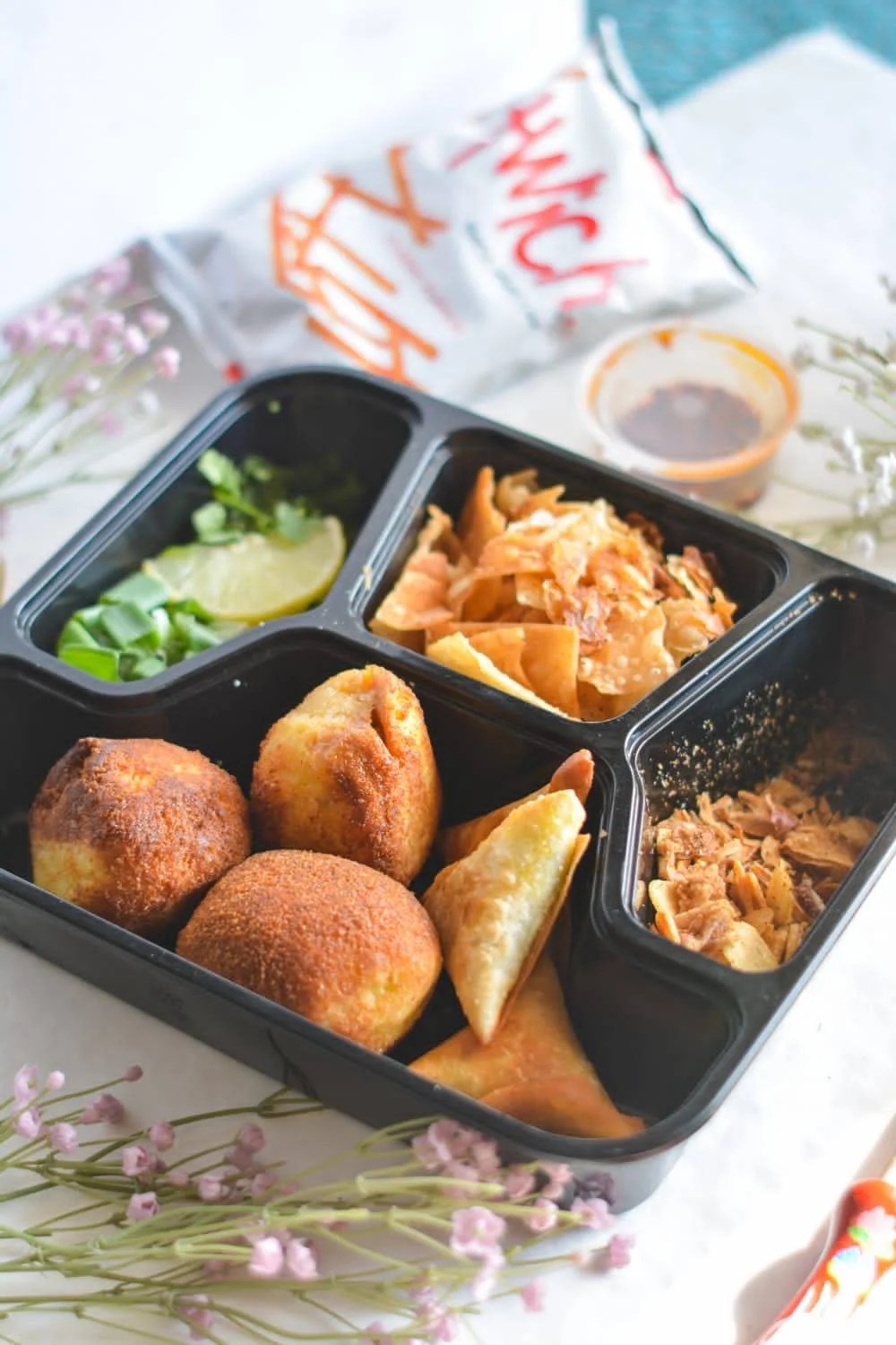 Plastic Container Black - 4 Portion Tray
