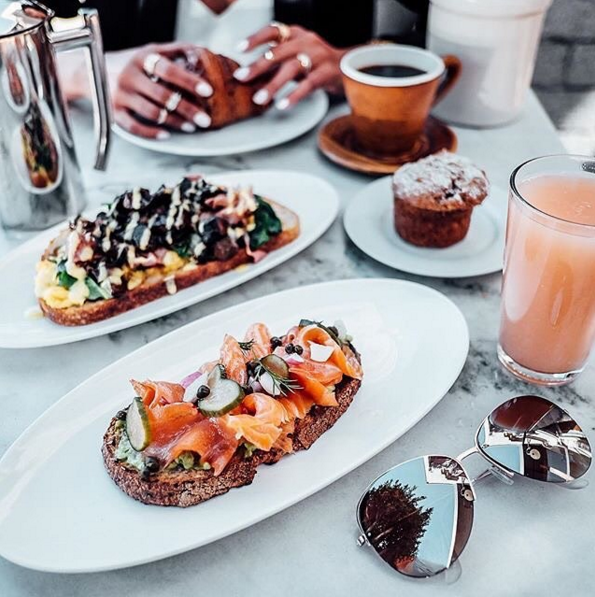 republique | distantlocals.com