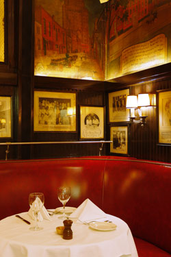minetta tavern | distantlocals.com