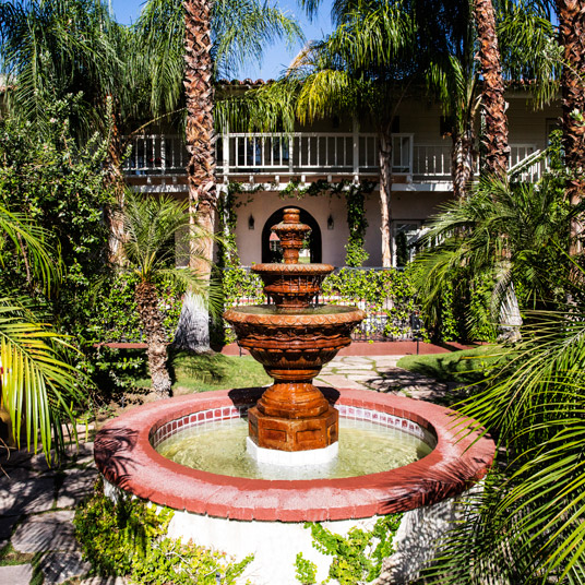 colony palms hotel | distantlocals.com