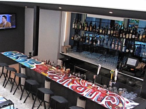 graffiti bar | distantlocals.com