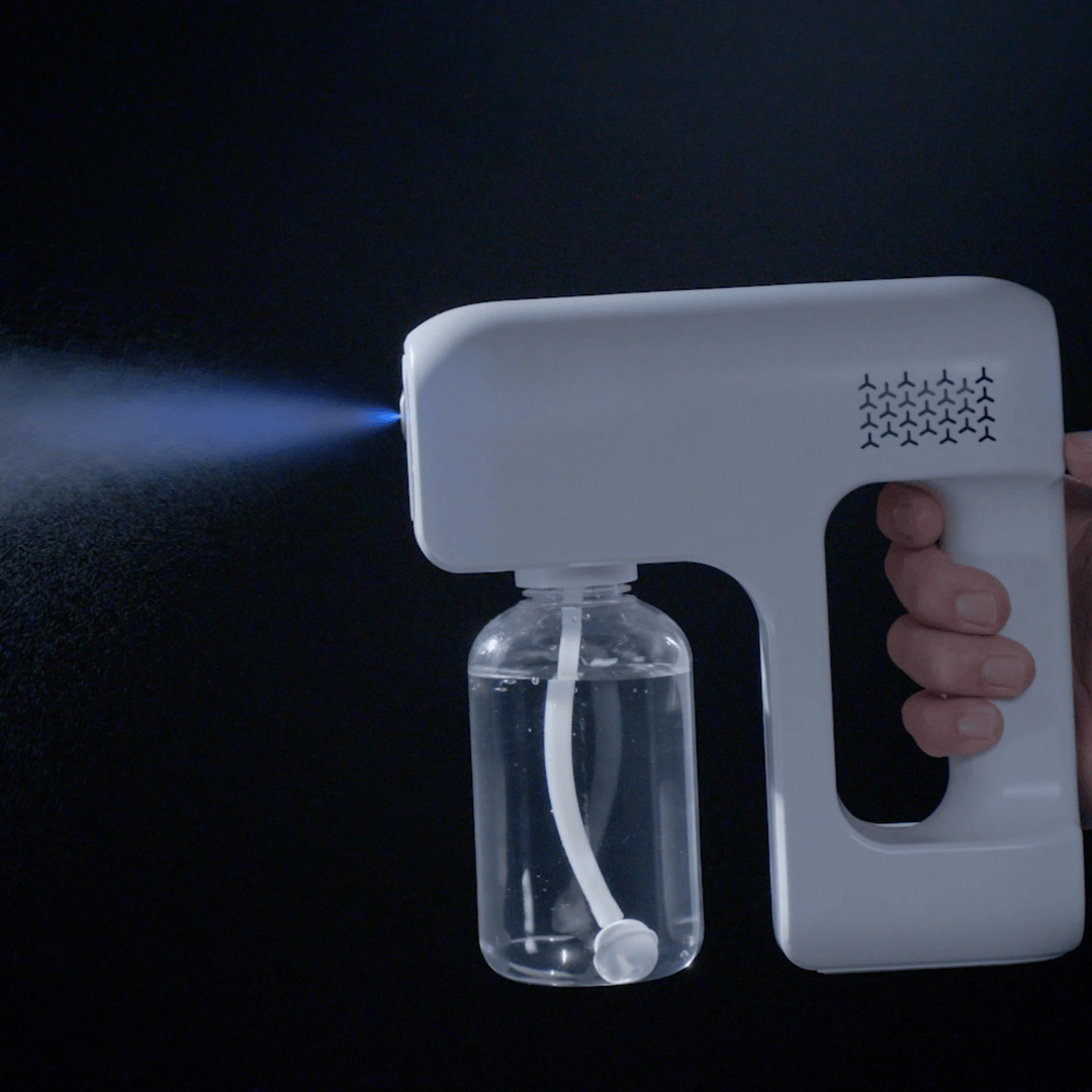 Brumisateur électrique rechargeable 380 ml utilisé à la main avec diffusion d'une brume ultra-fine rafraîchissante