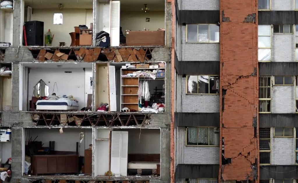 Daniel Aguilar recibe el Istanbul Photo Award por su serie 'Cicatrices'