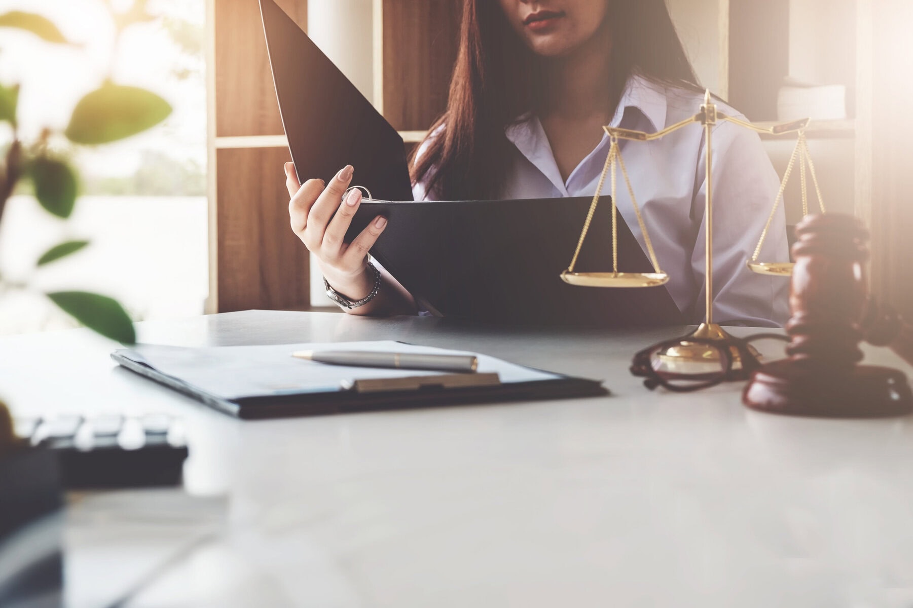 Top 7 Questions to Ask in a Divorce Attorney Consultation