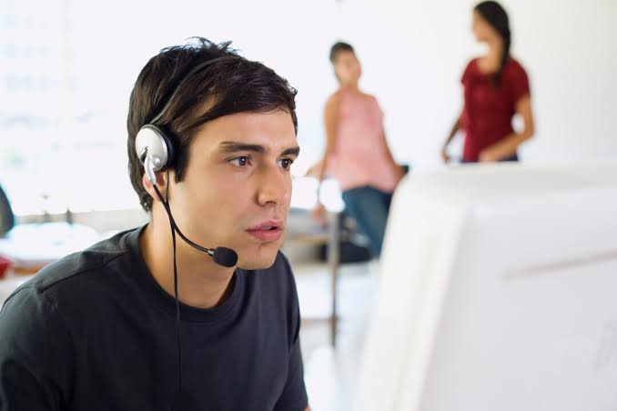 How AI and Machine Learning Are Transforming Customer Service: Trends and Best Practices for 2024 How AI and Machine Learning Are Transforming Customer Service: Trends and Best Practices for 2024