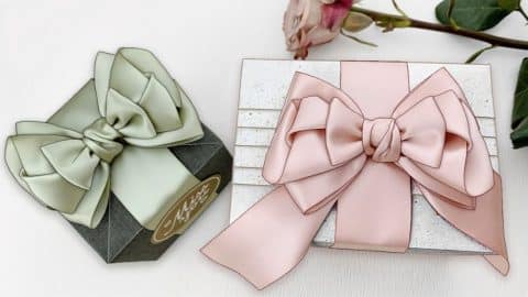 Gift wrapping and ribbon bow tutorial