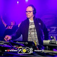 Phi Phi @ We Love Retro House 31 12 2019