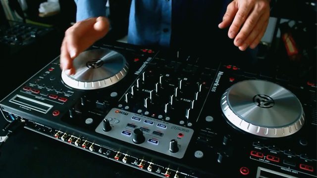 Numark Ns6