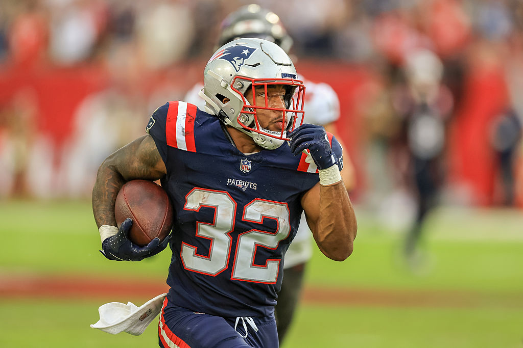 TreVeyon Henderson Prop Bets: Patriots vs Jets Thursday Night Football Week 11 (2025)