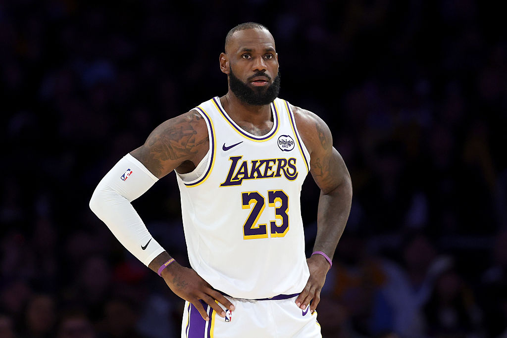 NBA Prop Bets: LeBron's Legacy and Jock Landale's Rebounding Streak (2026)