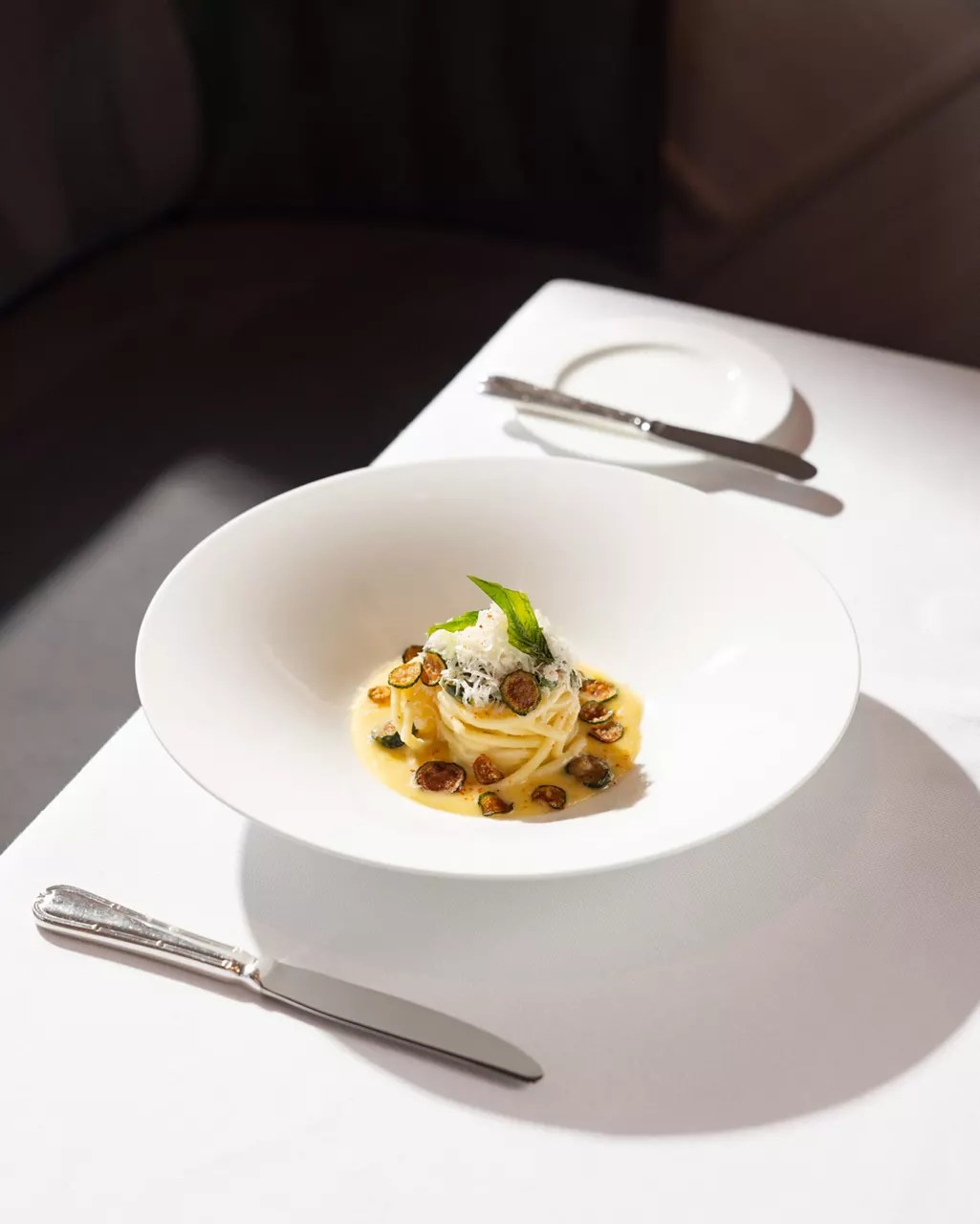 Explora Club - HD Gradient Photos for Desktop