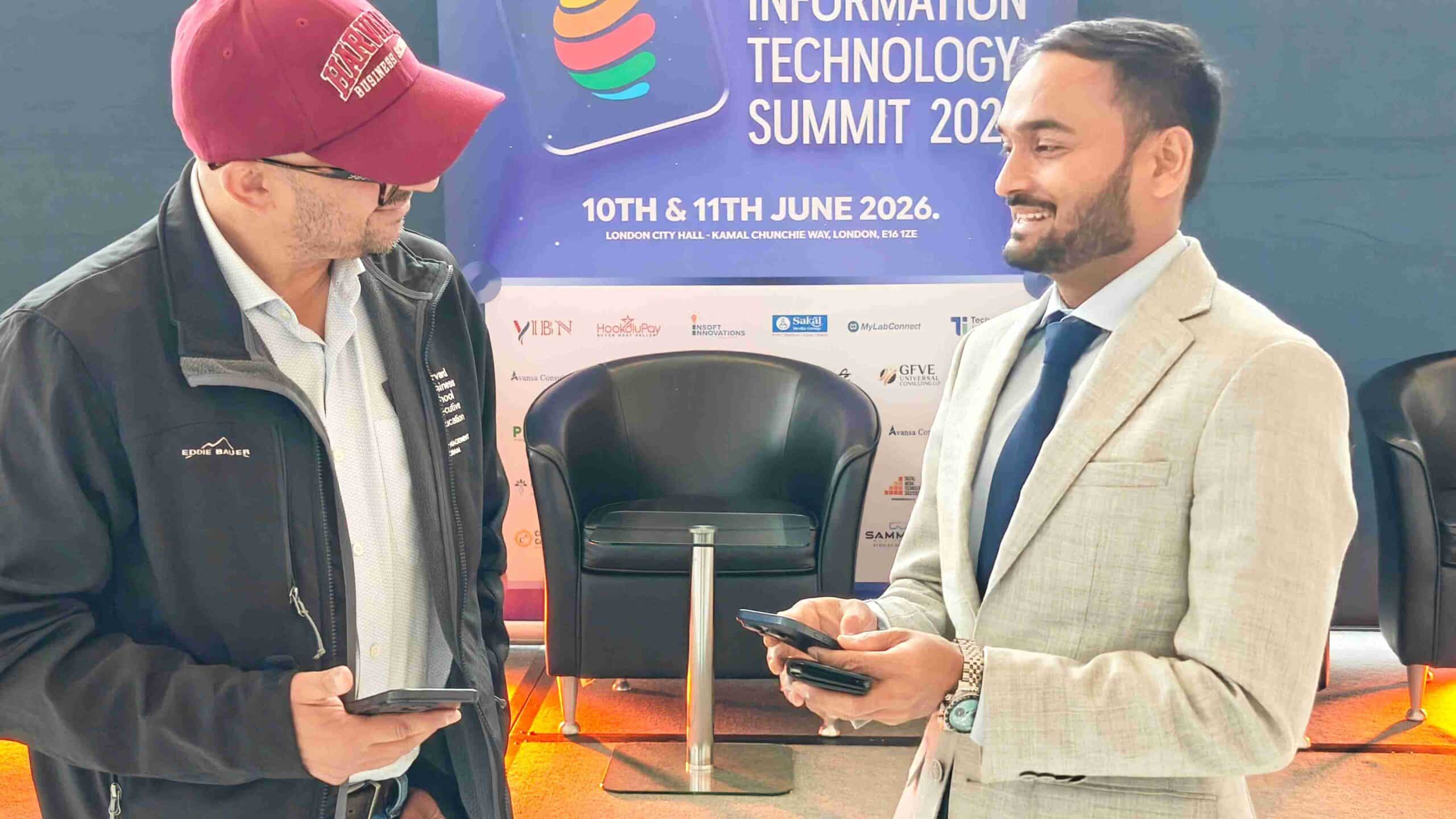 Mohit and Roop Bhadury - Global IT Summit Group Pictures - 3rd Global IT Summit - Digital Media Technology Solutions