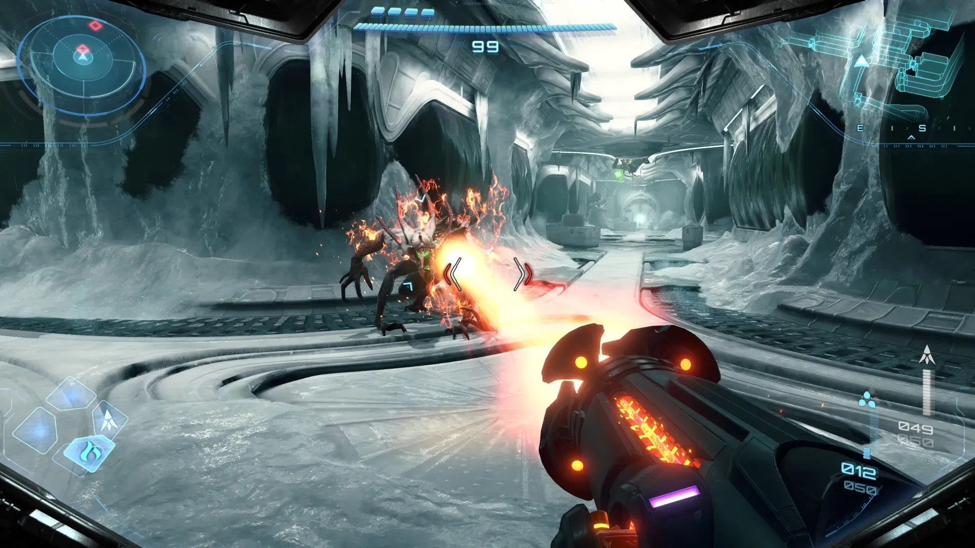 薩姆斯在廣闊異星場景持槍戒備，呈現4K高畫質細節。