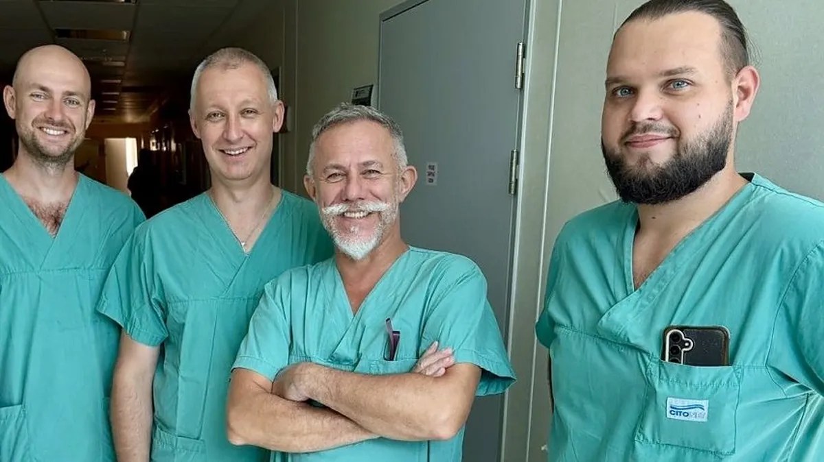 Pierwsza taka operacja w Polsce. Lekarze ze Szczecina wymienili zużytą protezę stawu skokowego