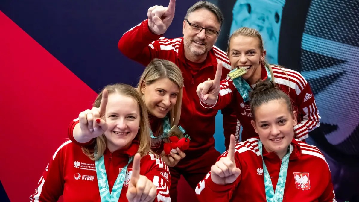 Dziewięć medali i trzecie miejsce w Europie! Wielki sukces polskich paraszermierzy