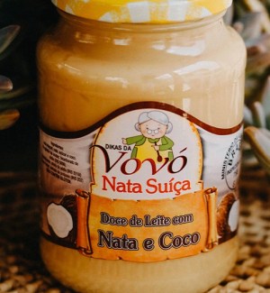 Doce-de-leite-com-nata-e-coco
