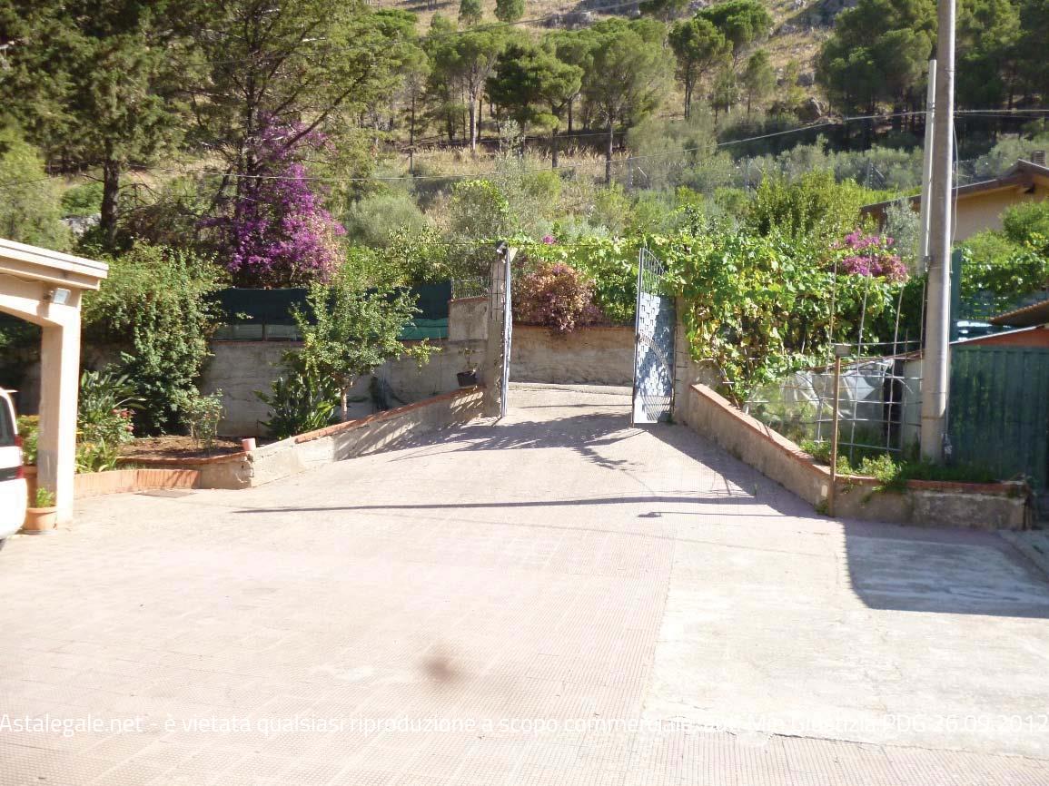 Asta giudiziaria Abitazione di tipo civile Via Valle di Fico 45 90030 Altofonte PA Italia, 90030 Altofonte PA