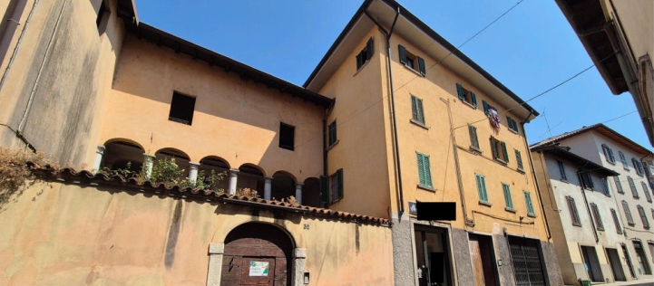 Asta giudiziaria Abitazione di tipo civile Via G. Garibaldi 30 24027 Nembro BG Italia, 24027 Nembro BG