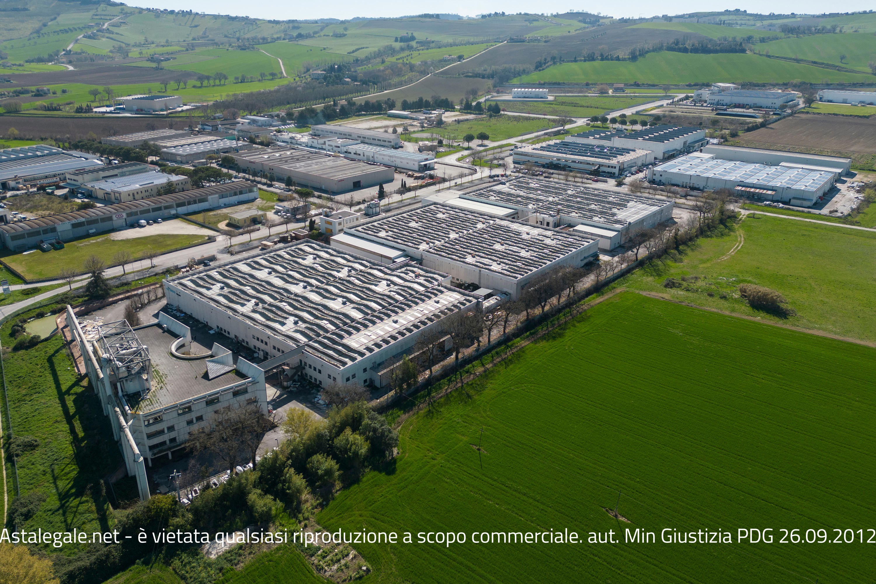 Asta giudiziaria Magazzino Via Virgilio Guzzini 2 62010 Montelupone MC Italia, Montelupone MC