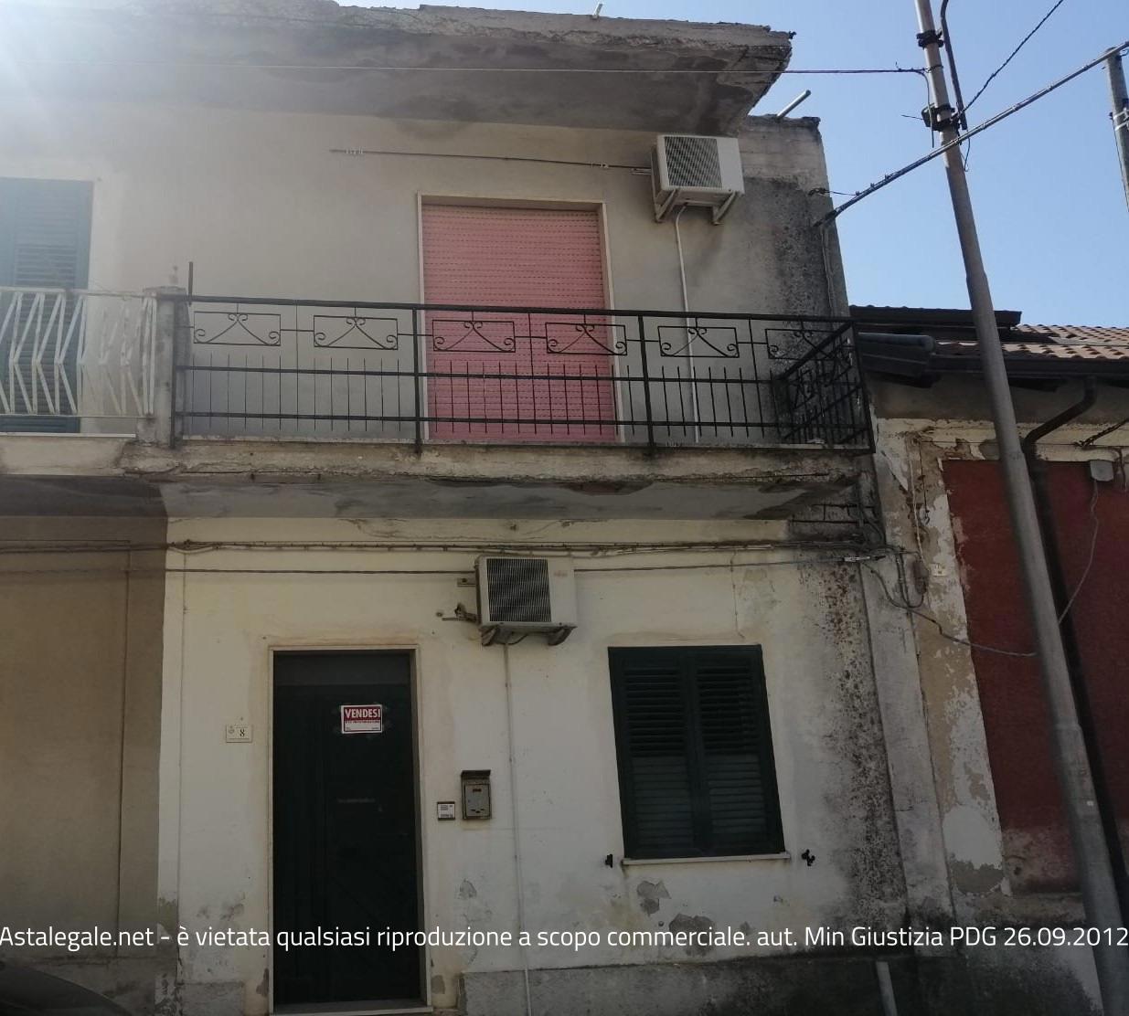 Asta giudiziaria Abitazione di tipo civile Via Dottore Giovanni Mazzitelli, 8 89844 Limbadi VV