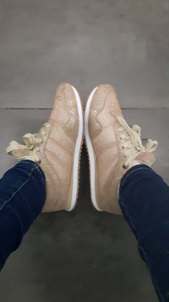 shoes-side-image