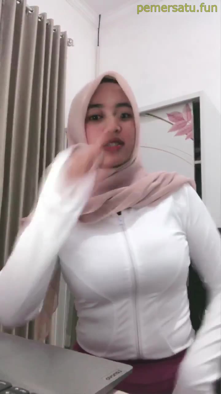 Koleksi 2 Vids Miss Vava Hijab Cakep Goyang Tiktok Spill Tetek