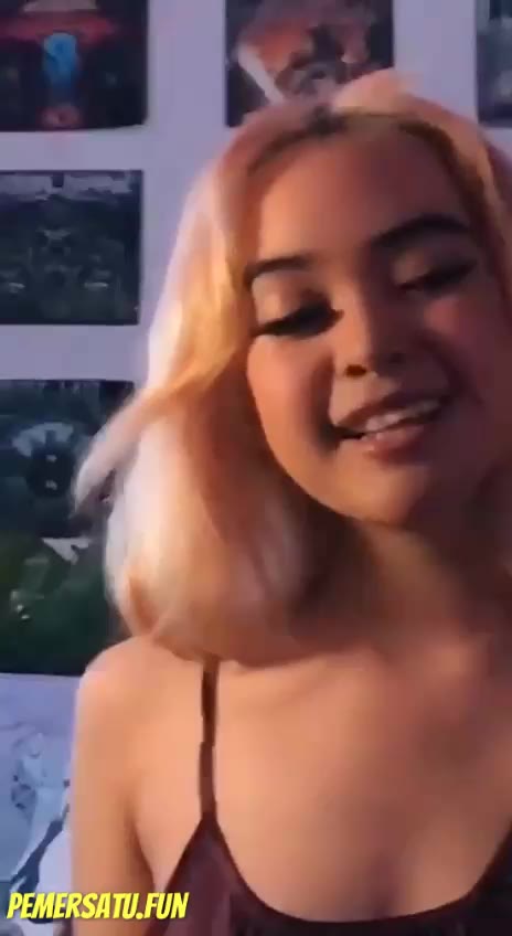Radhiya Tersebar Indah Part 1