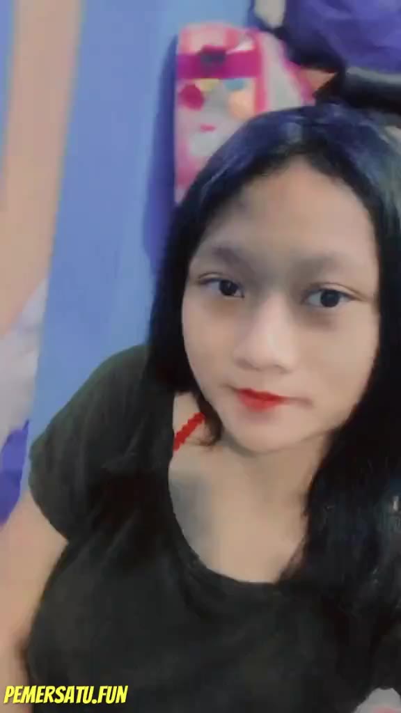 Skandal Tika Abg 18Yo Suka Colok Memek Part 1