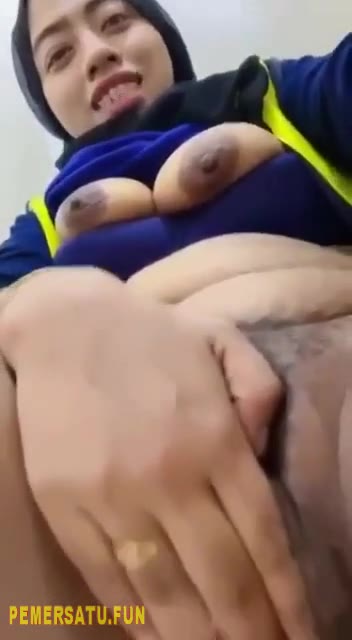 jilbab binor haus emut dan tusukan kontol