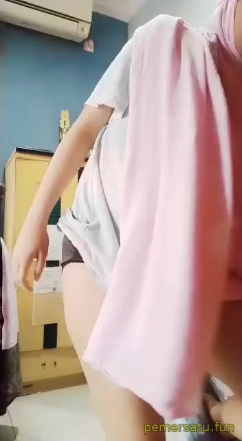 Dood – Ibu Hijab Hamil