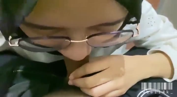 Hijab Masih Polos