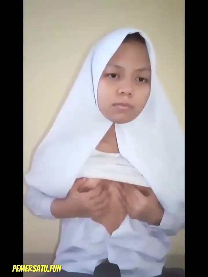 Jilbab Bocil 18Yo Masih Pakai Seragam Remas Tt