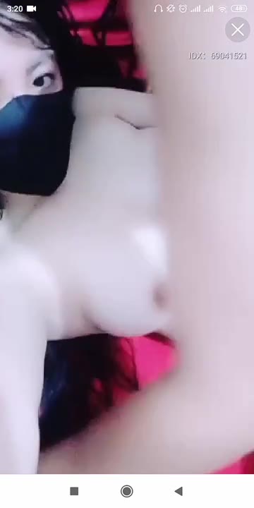 Live sama si cantik crot dalam Pake kondom