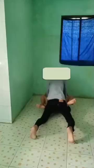 parah banget ngentot di samping masjid waktu sepi