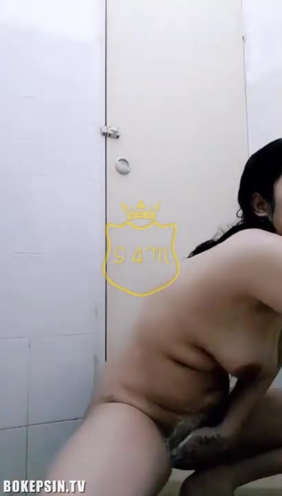 Telanjang Bulat Miss Atut Live Mandi