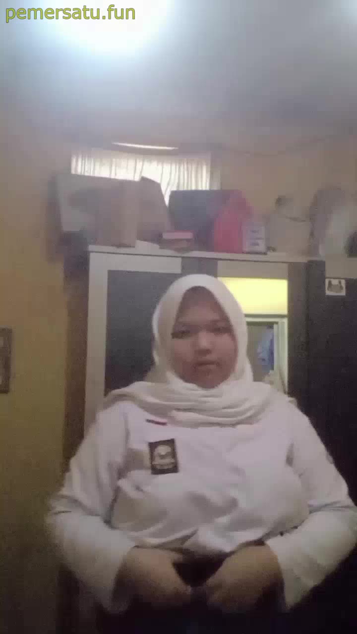 Koleksi V2 Tya Hijab Tokbrut Kalau Dientot Memeknya Kentut