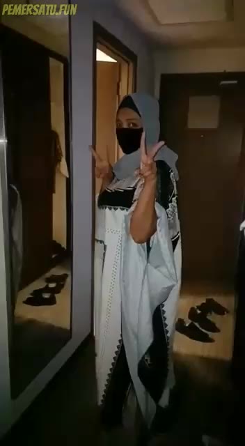 Fatin Liyana Kena Gangbang Part 025