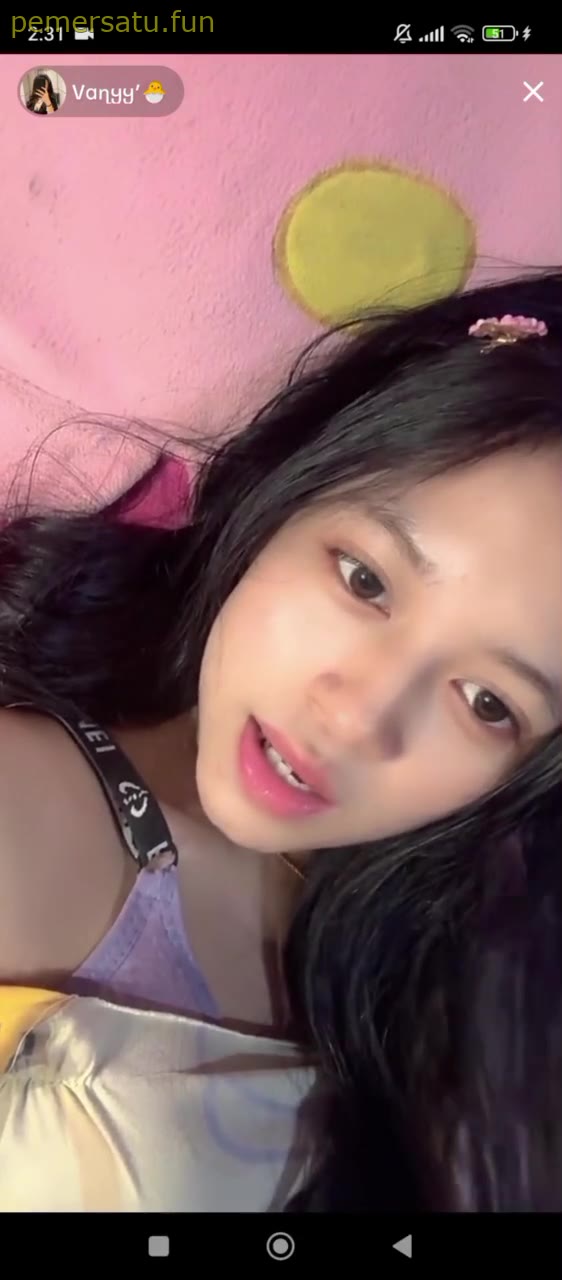 Cantik Spill Puting Nenen Putih Mulus