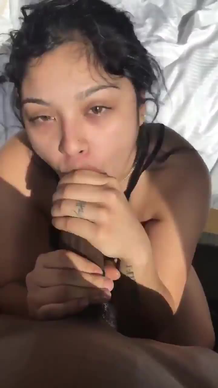 ABG imut isap kontol bapak nya sendiri