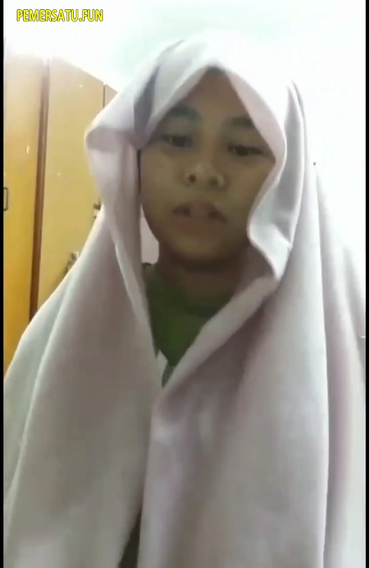 Koleksi Miss Jilbab Airin 16 Videos