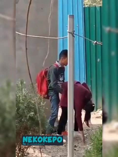 Di Samping Kontrakan Aja, Karena Di Kontrakan Rame