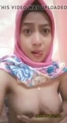 Hijab Omeg Di Wc, Mayan Sempit