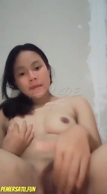 Abg Centil 18Yo Colok Memek Sempit Mulus Part 4