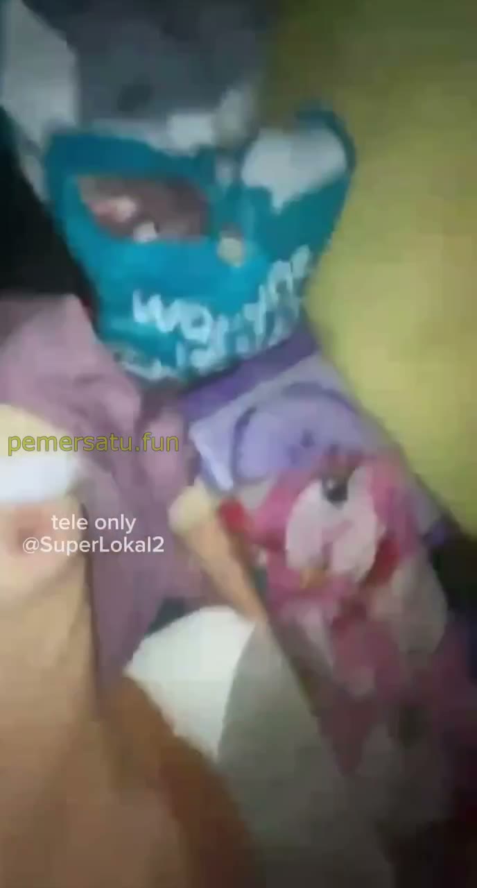 meisara hijab memek legit dientot kok pulen mov (4)
